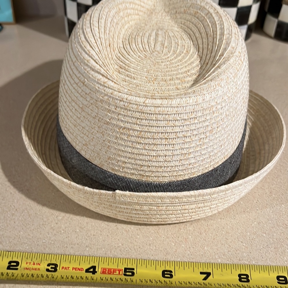 New Hat - Picture 3 of 7